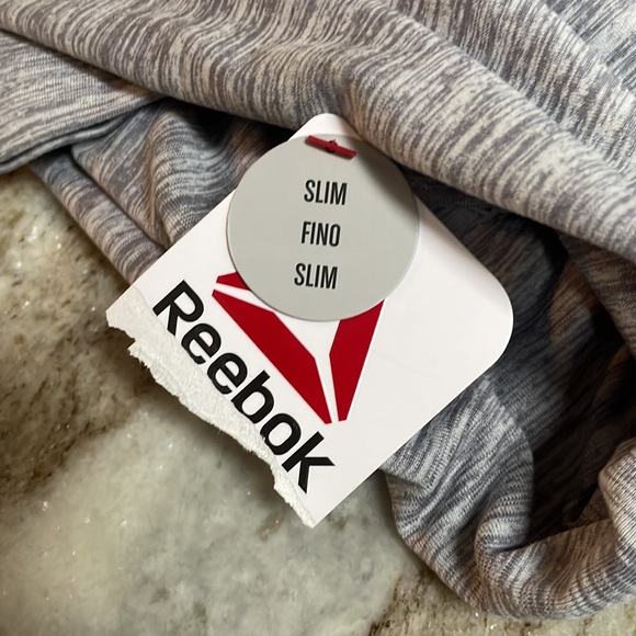 New Slim tee - Picture 3 of 3